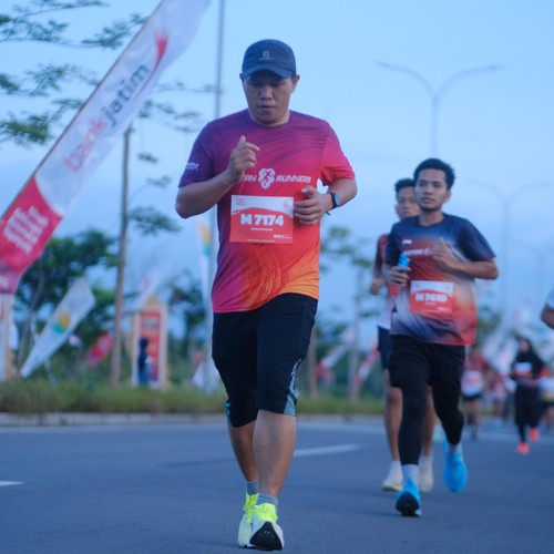 Race photo from KEDIRI HALF MARATHON 2026