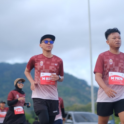 Race photo from KEDIRI HALF MARATHON 2026