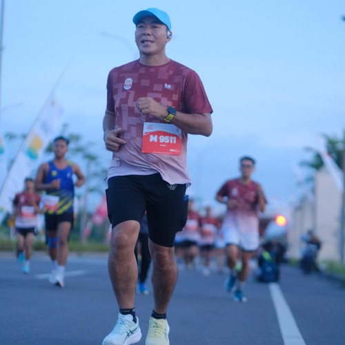 Race photo from KEDIRI HALF MARATHON 2026