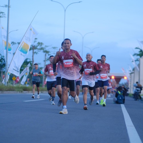 Race photo from KEDIRI HALF MARATHON 2026