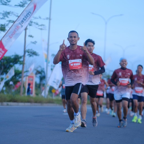 Race photo from KEDIRI HALF MARATHON 2026