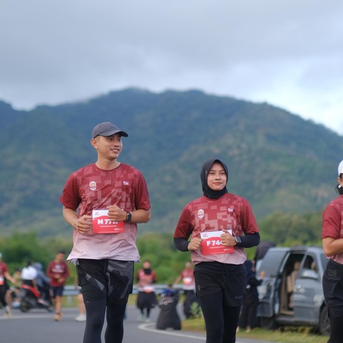 Race photo from KEDIRI HALF MARATHON 2026