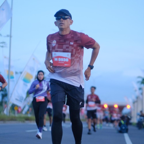 Race photo from KEDIRI HALF MARATHON 2026