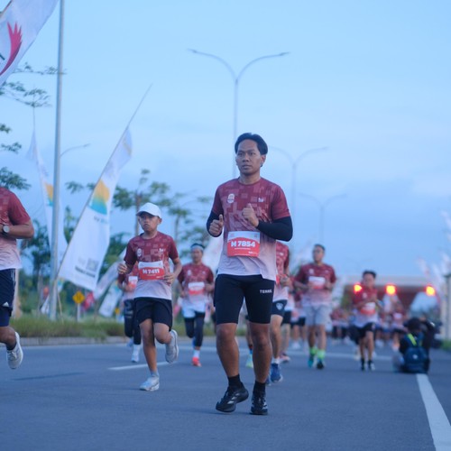 Race photo from KEDIRI HALF MARATHON 2026