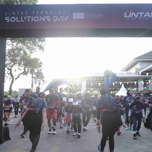 Race photo from LINTAS TEKNOLOGI SOLUTIONS DAY