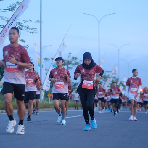 Race photo from KEDIRI HALF MARATHON 2026