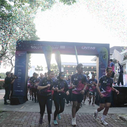 Race photo from LINTAS TEKNOLOGI SOLUTIONS DAY