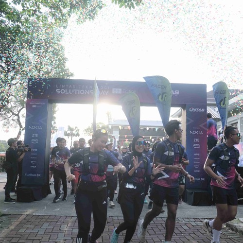 Race photo from LINTAS TEKNOLOGI SOLUTIONS DAY