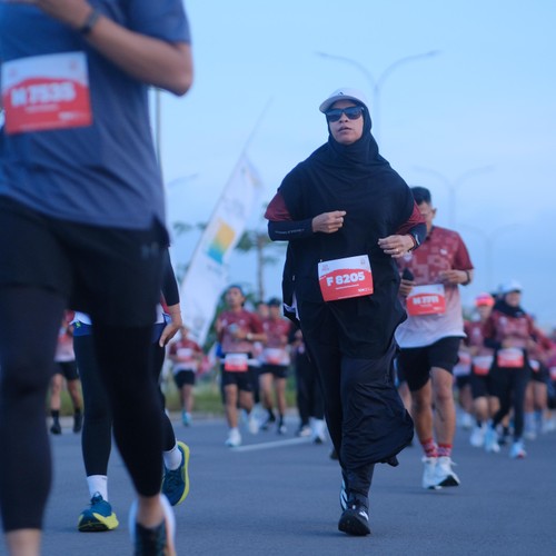 Race photo from KEDIRI HALF MARATHON 2026