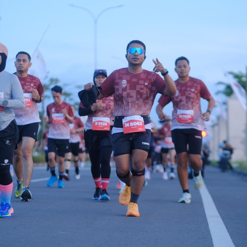 Race photo from KEDIRI HALF MARATHON 2026