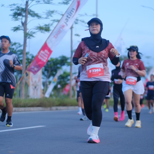 Race photo from KEDIRI HALF MARATHON 2026