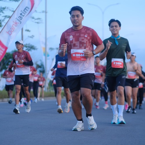Race photo from KEDIRI HALF MARATHON 2026