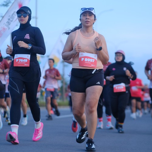 Race photo from KEDIRI HALF MARATHON 2026