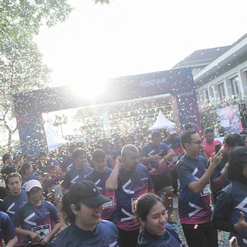 Race photo from LINTAS TEKNOLOGI SOLUTIONS DAY