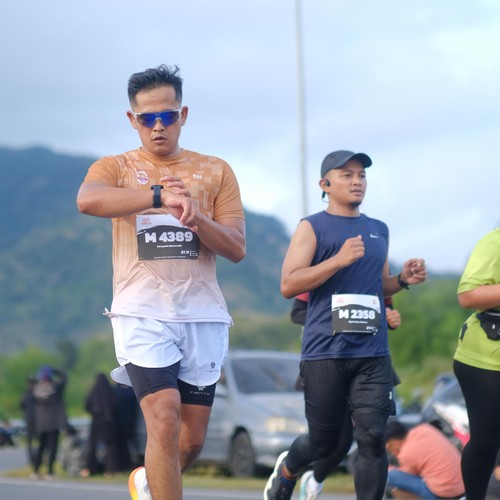 Race photo from KEDIRI HALF MARATHON 2026