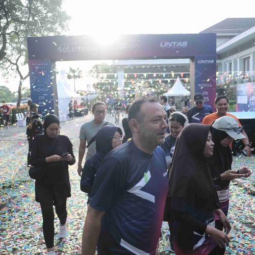 Race photo from LINTAS TEKNOLOGI SOLUTIONS DAY