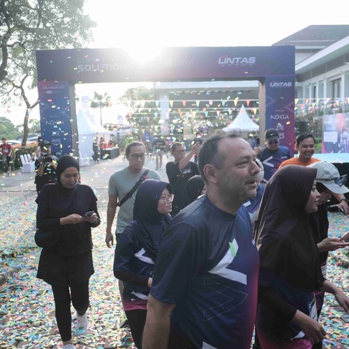Race photo from LINTAS TEKNOLOGI SOLUTIONS DAY