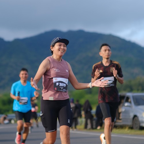 Race photo from KEDIRI HALF MARATHON 2026
