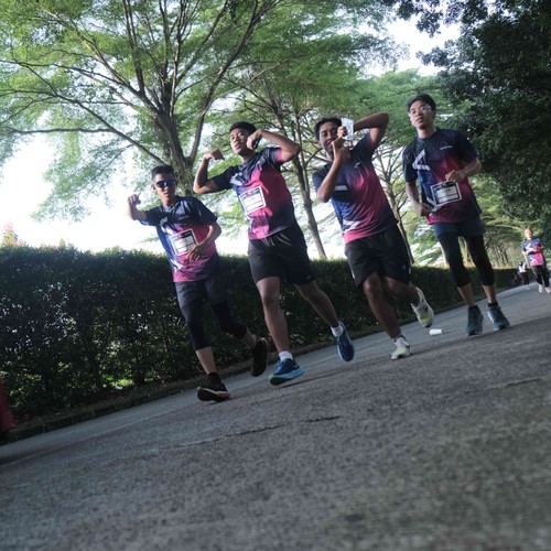 Race photo from LINTAS TEKNOLOGI SOLUTIONS DAY