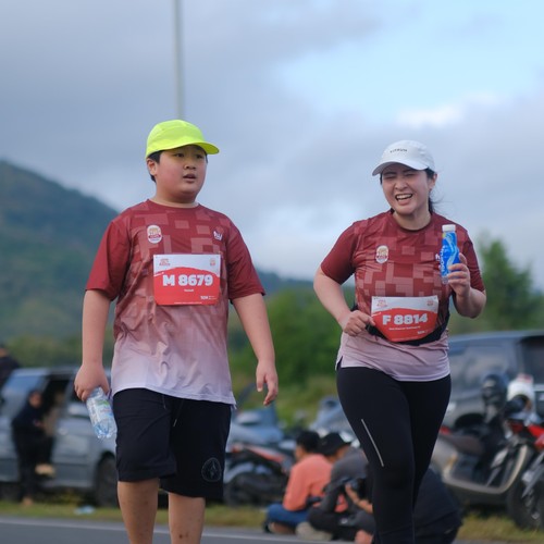 Race photo from KEDIRI HALF MARATHON 2026