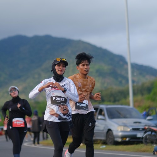 Race photo from KEDIRI HALF MARATHON 2026