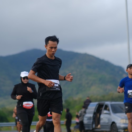 Race photo from KEDIRI HALF MARATHON 2026