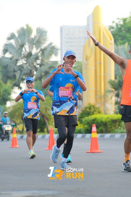 Race photo from Isoplus Run 2024 Surabaya