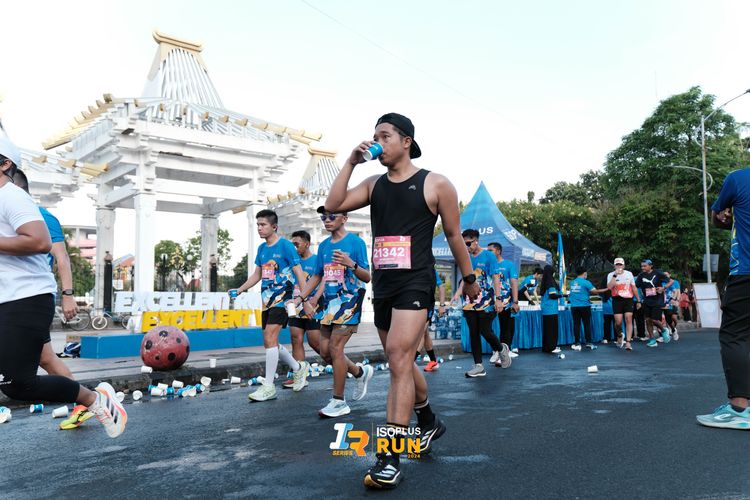 Race photo from Isoplus Run 2024 Surabaya