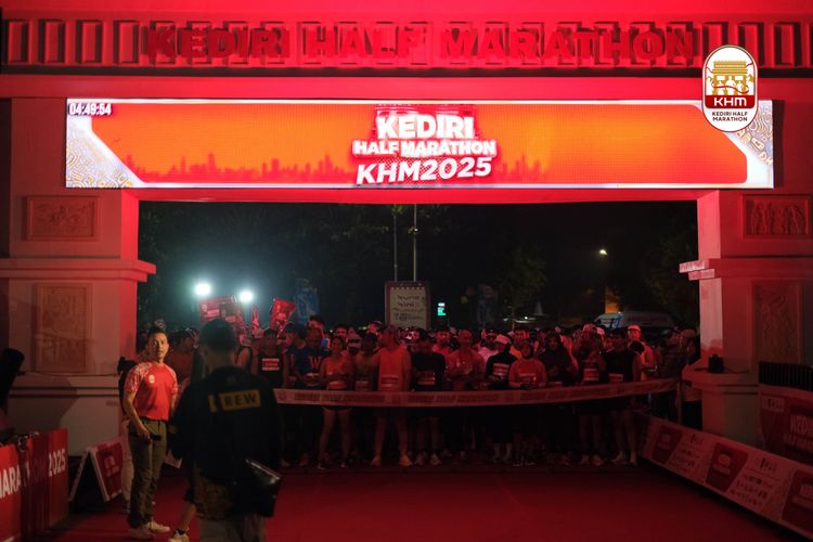 Race photo from Kediri Half Marathon 2025