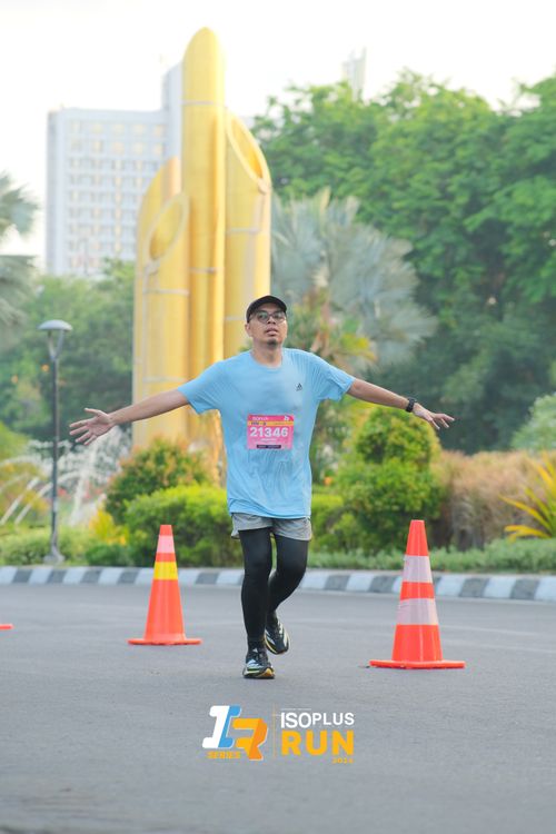 Race photo from Isoplus Run 2024 Surabaya