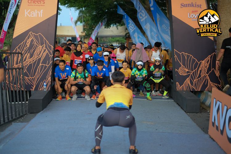 Race photo from Kelud Vertical Challenge 2024