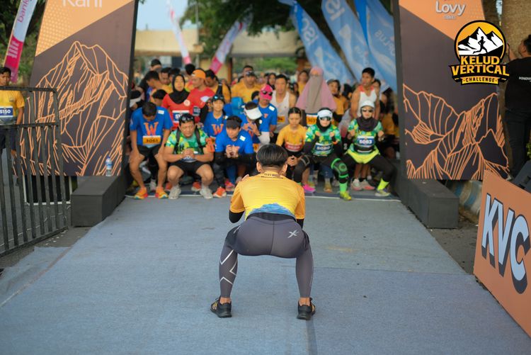 Race photo from Kelud Vertical Challenge 2024