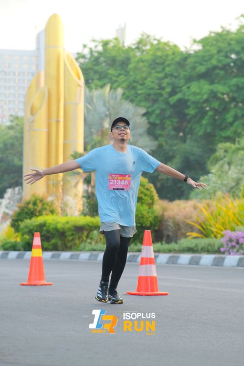 Race photo from Isoplus Run 2024 Surabaya