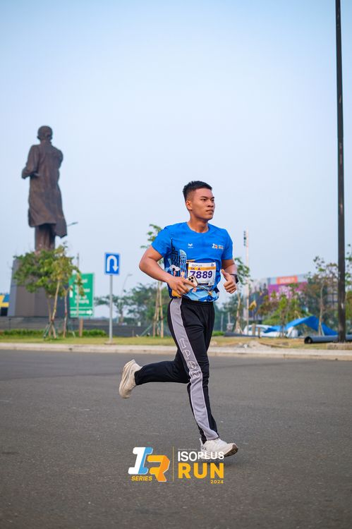 Race photo from ISOPlus Run 2024 Jakarta