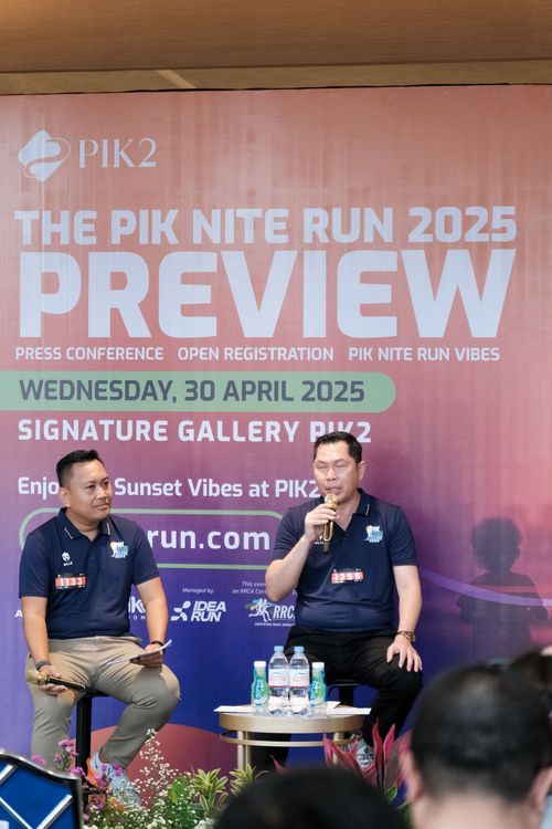 Race photo from PIK NITE RUN VIBES