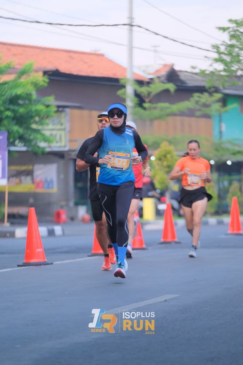 Race photo from Isoplus Run 2024 Surabaya