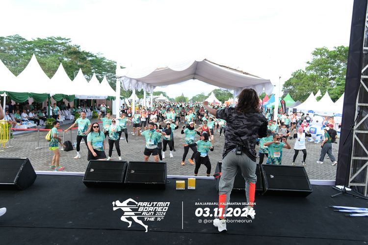 Race photo from Arutmin Borneo Run 2024
