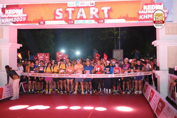 Race photo from Kediri Half Marathon 2025