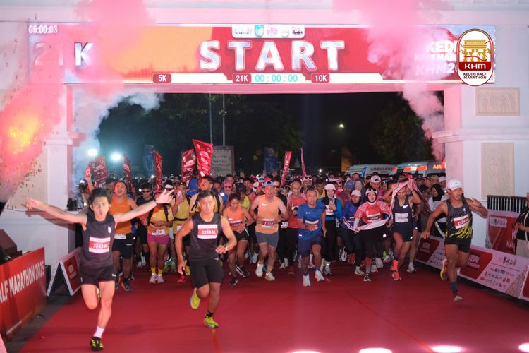 Race photo from Kediri Half Marathon 2025