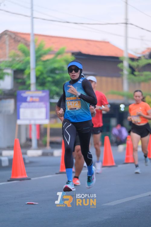 Race photo from Isoplus Run 2024 Surabaya
