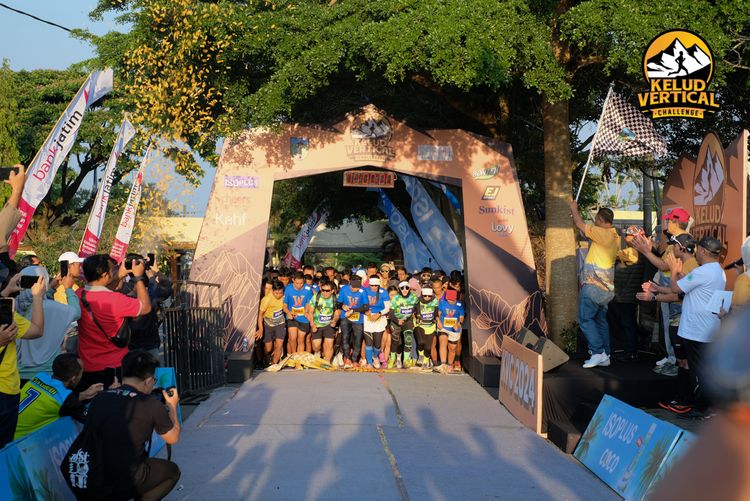Race photo from Kelud Vertical Challenge 2024