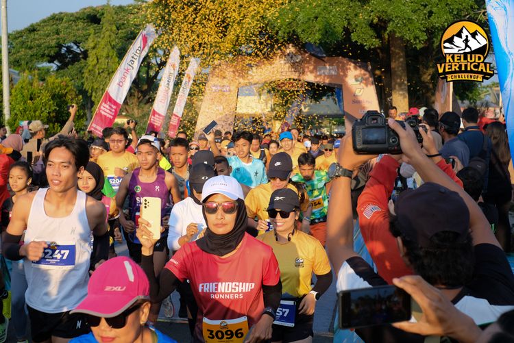 Race photo from Kelud Vertical Challenge 2024