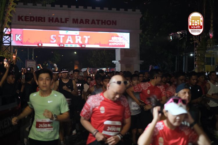 Race photo from Kediri Half Marathon 2025