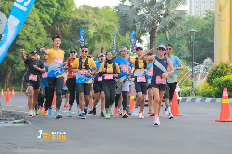 Race photo from Isoplus Run 2024 Surabaya