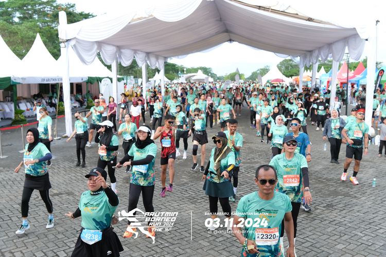 Race photo from Arutmin Borneo Run 2024