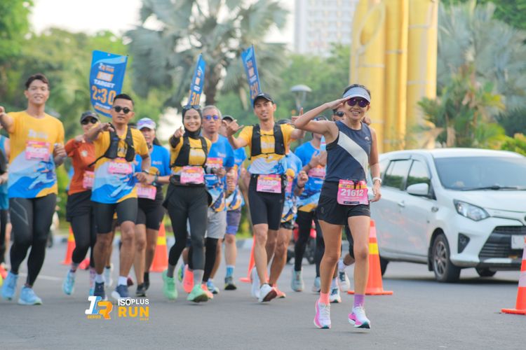 Race photo from Isoplus Run 2024 Surabaya