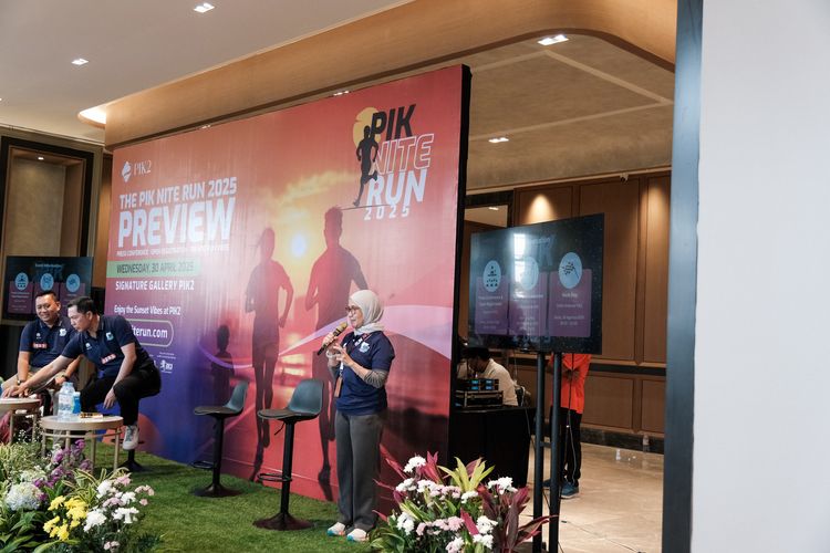Race photo from PIK NITE RUN VIBES