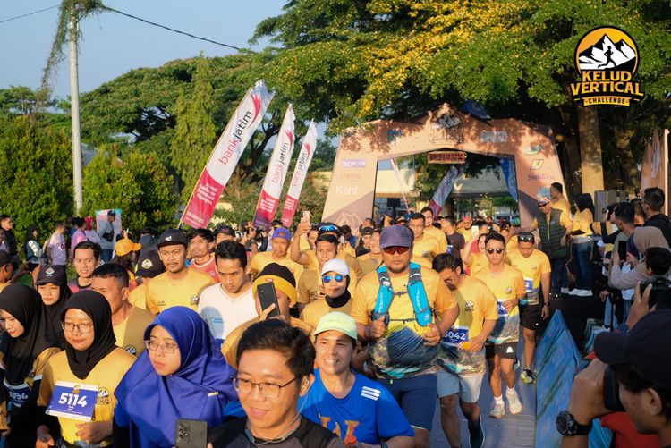 Race photo from Kelud Vertical Challenge 2024