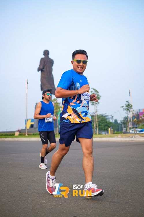 Race photo from ISOPlus Run 2024 Jakarta