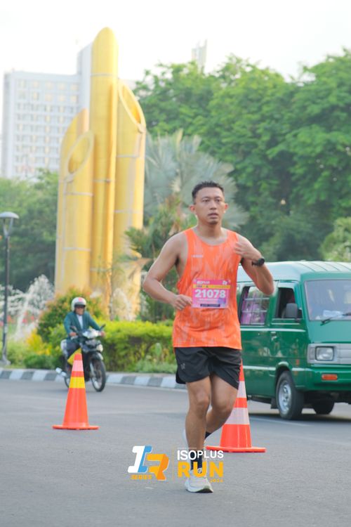 Race photo from Isoplus Run 2024 Surabaya